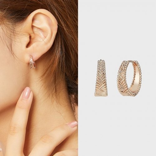 Casual Earrings 14K Gold Pin MCER0037