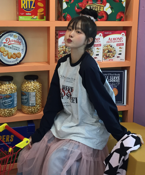 1883 Graphic Raglan Long Sleeve_Navy