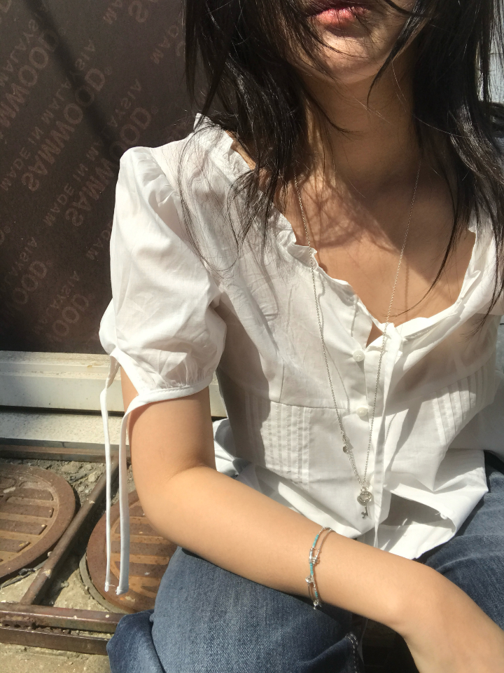 Dunniv Tender half blouse